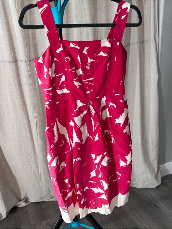 Banana Republic Dresses & Skirts - Banana Republic bright pink and White floral Dress with pockets